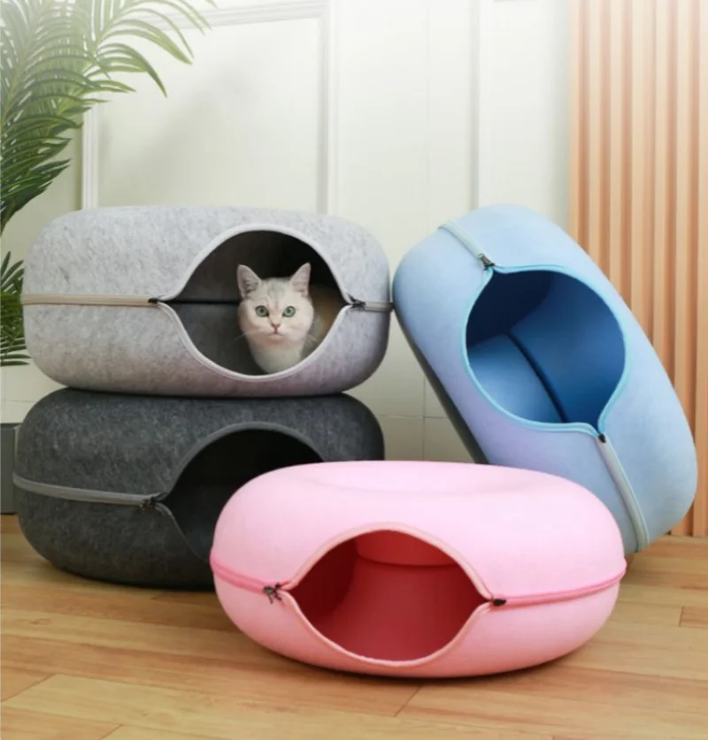 Cattitude™ Peekaboo Cat Cave